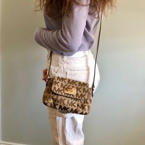 Michael Kors Crossbody Bag